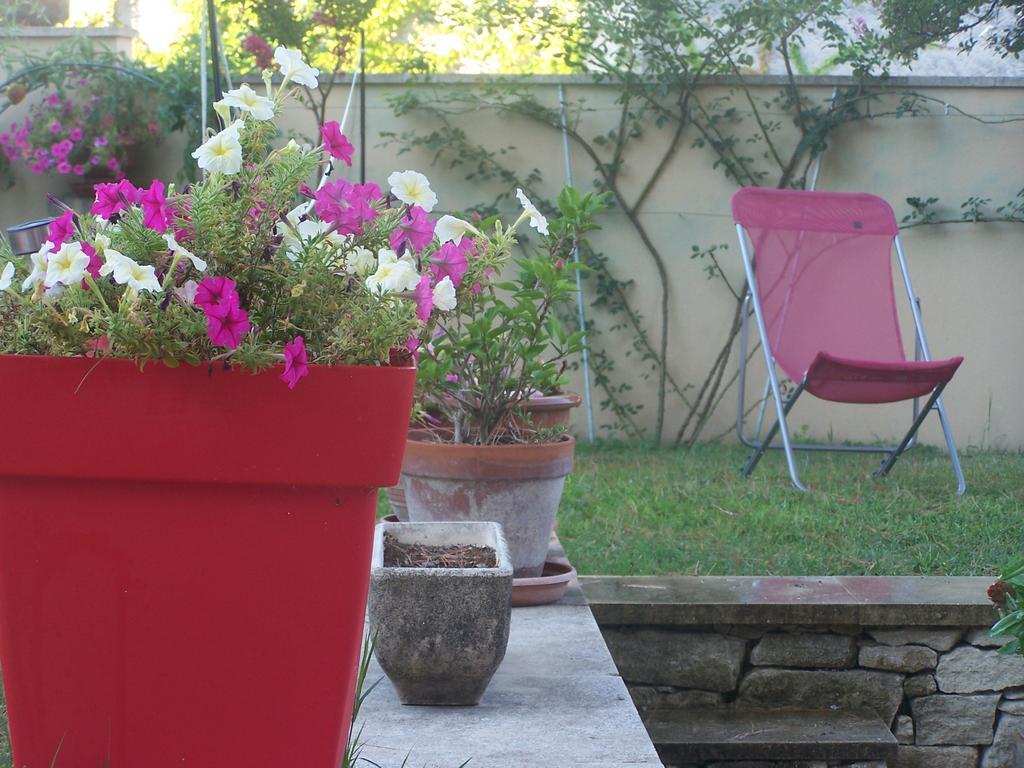 Clos Marjolie Hotel Caromb Екстериор снимка