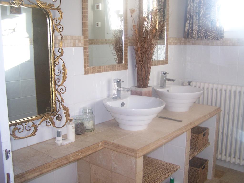 Clos Marjolie Hotel Caromb Екстериор снимка